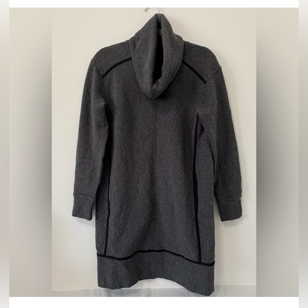 Lululemon On Repeat Dress in 
Heathered Core Dark Grey - Picture 3 of 7